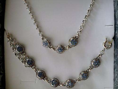 FROM THE EXQUISITE CHRISTENIQUE'S HANDMADE COLLECTION!!FINE BLUE NEKLACE & BRACELET SET