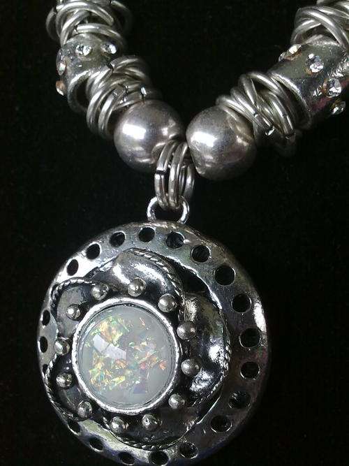 2011 HADASSAH COLLECTION!!STUNNING TIBETAN SILVER PAUA FLOWER NECKLACE