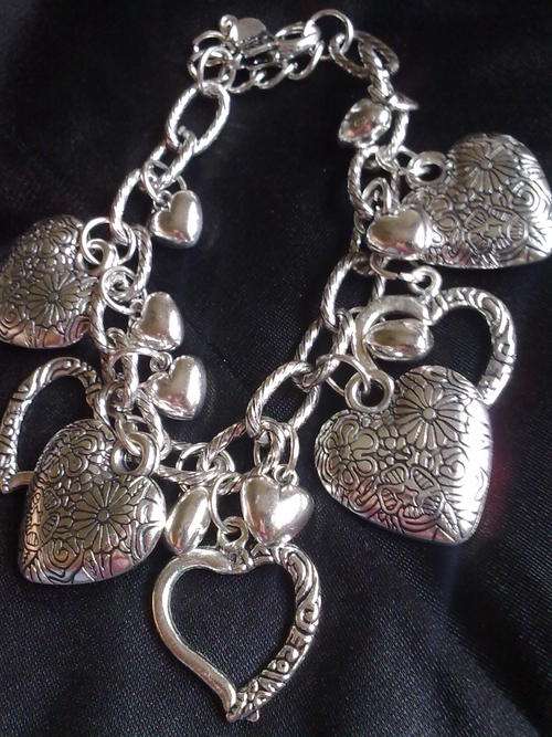 EXCLUSIVELY FROM THE 2011 HADASSAH COLLECTION  TIBETAN SILVER CIRCLES MULTI HEARTS BRACELET