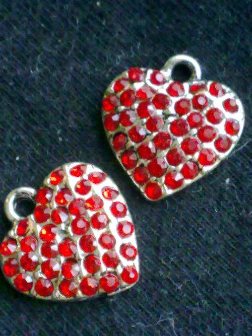 STUNNING TIBETAN SILVER RUBY RED HEART CHARM