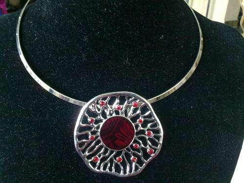 STUNNING ROUND RED STONES TIBETAN SILVER AMULET ON CHOKER