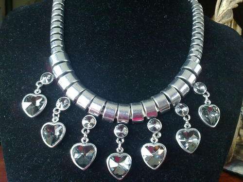 GORGEOUS!! TIBETAN SILVER CHARCOAL DIAMANTE HEART NECKLACE