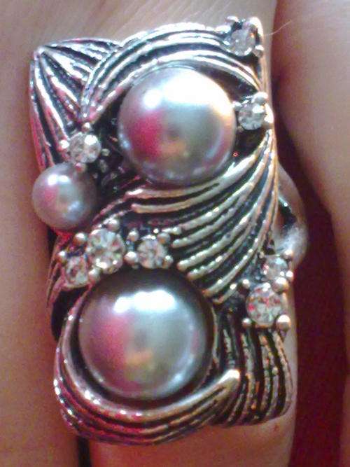 TIBETAN SILVER PEARLY RING SIZE 19 (SILVERY PEARLS)