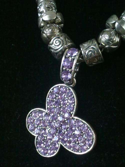 *R220* 2011 HADASSAH COLLECTION!! TIBETAN SILVER AUSTRIAN CRYSTALS LILAC BUTTERFLY NECKLACE