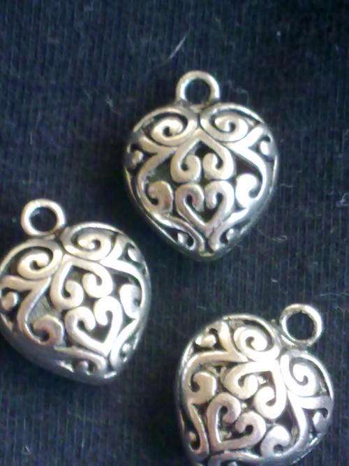 NEW!!!  TIBETAN SILVER FILIGREE HEART PENDANT
