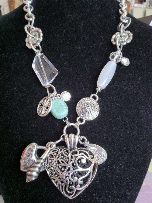 STUNNING TIBETAN SILVER  FILIGREE HEART PENDANT FANCY NECKLACE