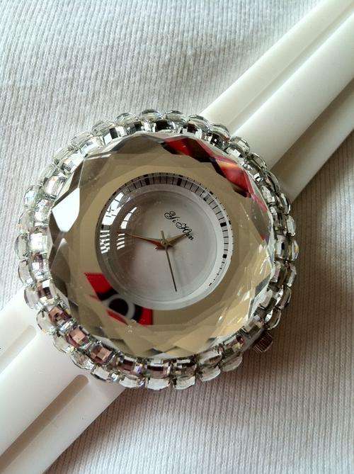 CLEAR DIAMANTE WHITE LADIES WATCH
