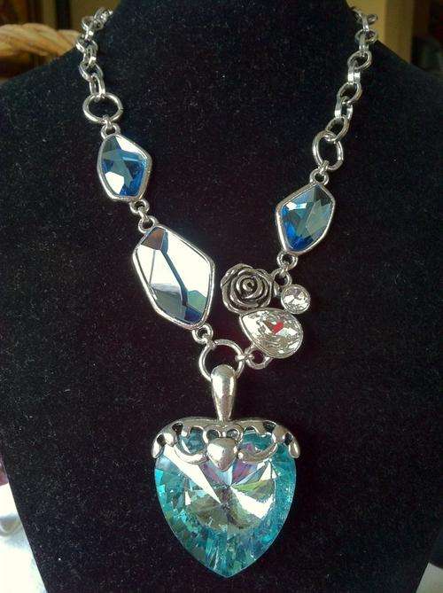 LAST ONE!!!  BLUE CRYSTAL HEART TIBETAN SILVER FANCY CHUNKY NECKLACE