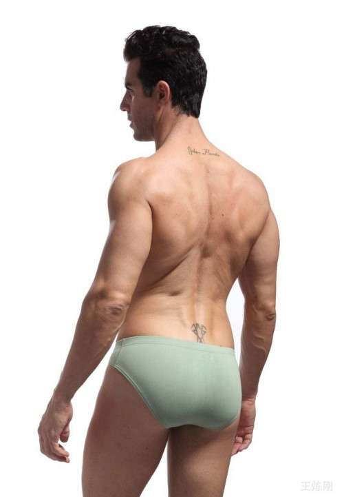 BRAVEPERSON Brief Size S (66cm - 73cm)