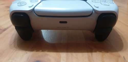 PlayStation 5 (PS5) - Glacier White (Digital Edition)