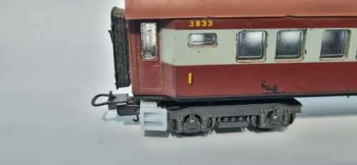 LIMA SAR PASSENGER COACH STEPS - ORIGINAL LIMA COUPLER