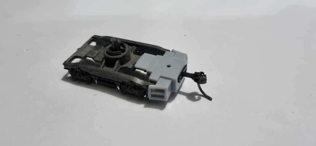 LIMA SAR PASSENGER COACH STEPS WITH KADEE GEARBOX MOUNT