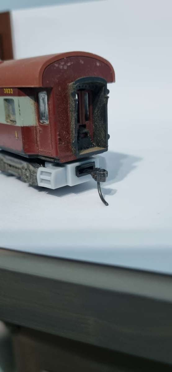 LIMA SAR PASSENGER COACH STEPS WITH KADEE GEARBOX MOUNT