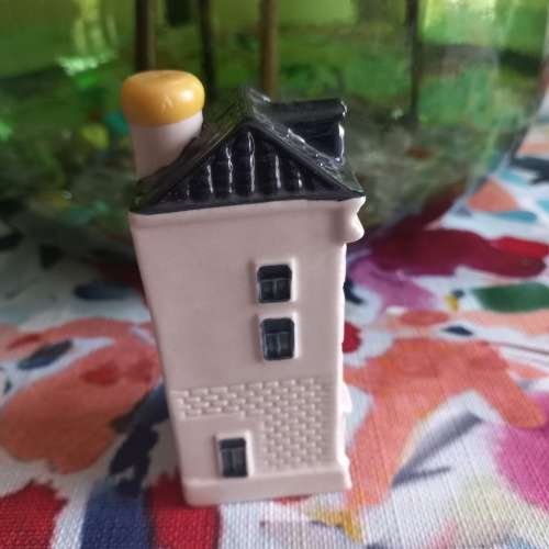 KLM BOLS  HOUSE NO 74