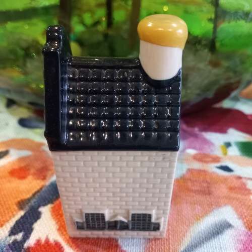 KLM BOLS HOUSE NO 18