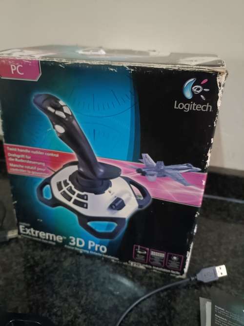 Logitech extreme 3D Pro Joystick