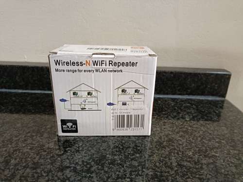 Wireless-N WiFi repeater (WiFi extender)