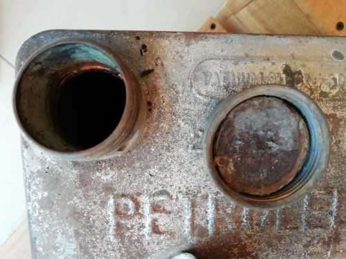 Collectable Pegasus motor spirit can