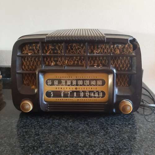 GENERAL ELECTRIC RADIO X257