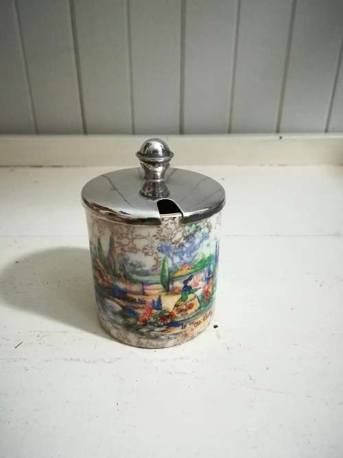 Sandland porcelian set of 7