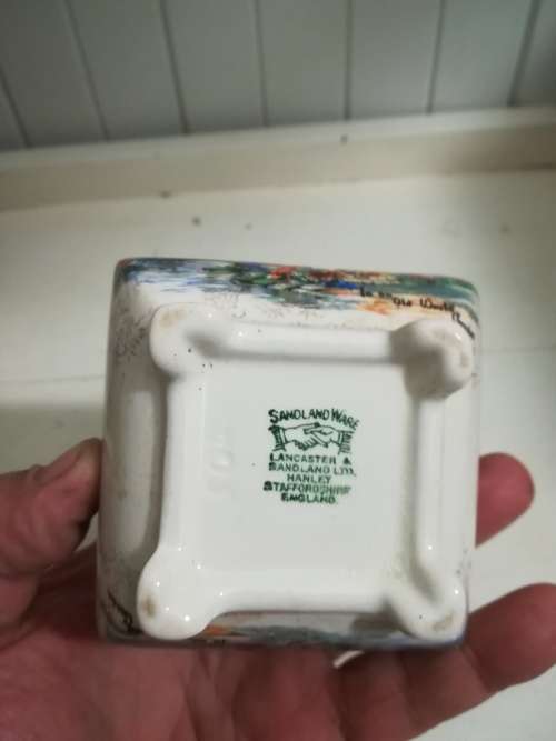 Sandland porcelian set of 7