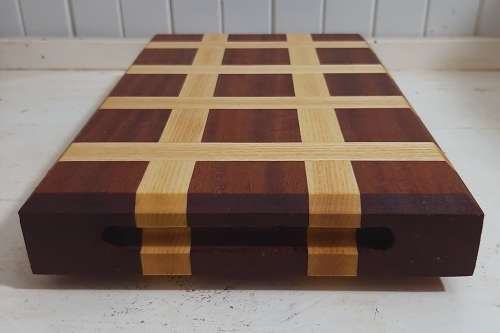 Cutting board made of mahogany and ashwood