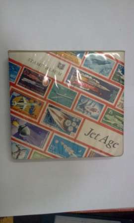 STAMP ALBUM WITH WORLD STAMPS +-3000 (Stamps)