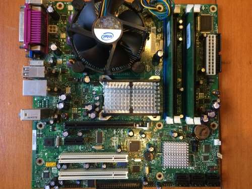 Core 2 Duo 2.13GHz + Motherboard + 1GB RAM