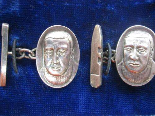 Rare vintage Paul Kruger cufflings