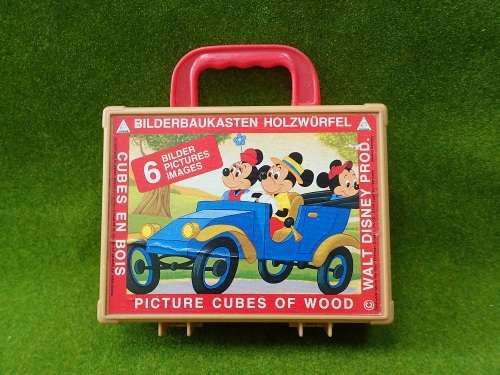 Picture Puzzle-Blocks Suitcase: Disney Stories  (1960's)