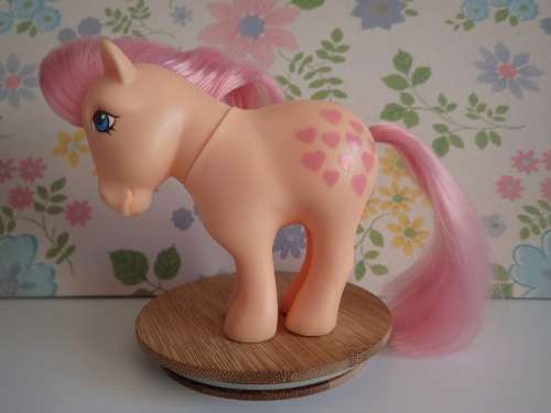 ITALIAN G1 My Little Pony 'Peachy' 1982