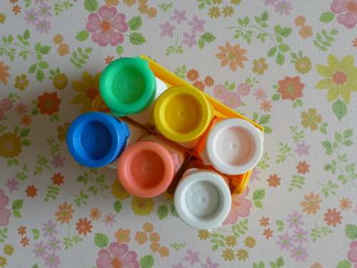 Vintage Fisher Price 1966 Six Milk Bottles with Carrier Toy