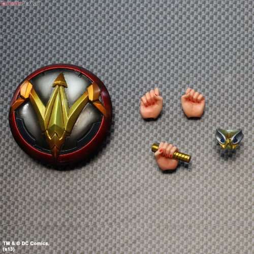 Wonder Woman Play Arts Kai Variant