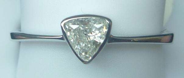 9kt SOLID White gold 0.25ct 5mm diamond solitaire ring - R19225 CERTIFIED