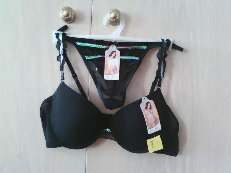 lovely 2 piece bra set with sequin detail-S: 36C