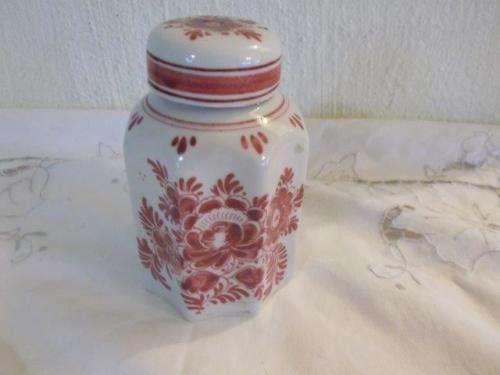 Collectors pink delft jar with lid