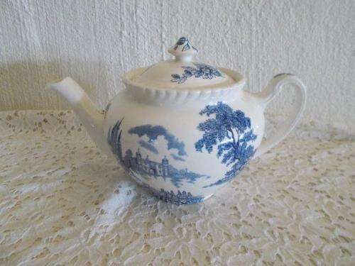 vintage blue and white Johnson brothers castle on the lane tea pot