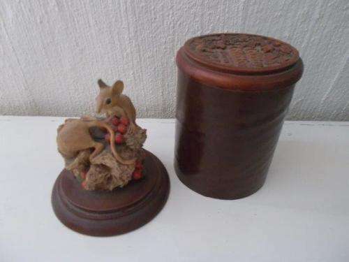 Collectable country mouse ornament from knysa
