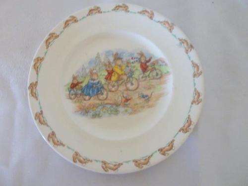 Vintage bunnykins royal doulton wall plate