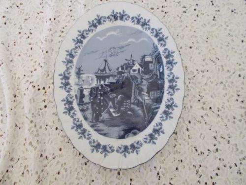 Collectors limited edition oval delft wall plate