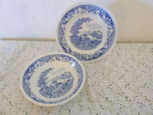 stunning blue and white bowl with matching dinner plate
