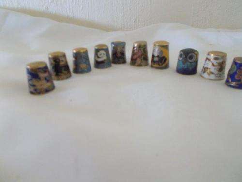 Assorted lot of cloisonne thimbles for the collector