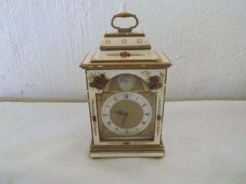 Vintage wind up clock item not working