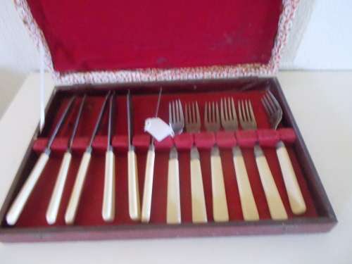 nice cased vintage bone handle fish forks and knife set