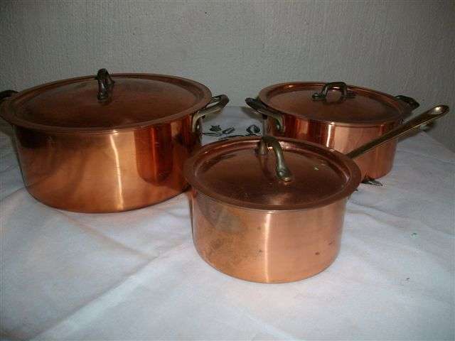 Lovely set of copper pots