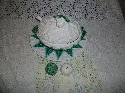 fantastic cabbage style soup tureen dish with ladle and meat platter and salt and peppers set WOW!!