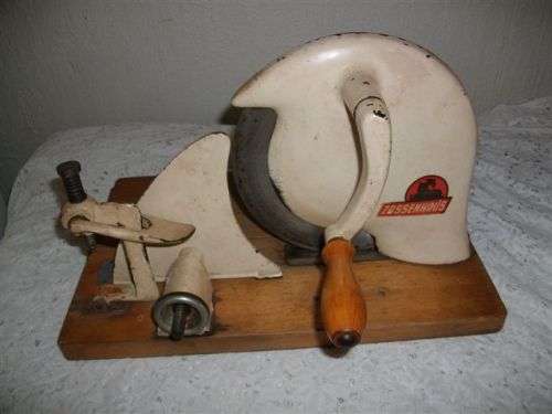 Vintage, cold meat..?? slicer with wooden base
