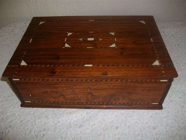 Impressive large wonderfully inlayed pine wooden box used for trinkets