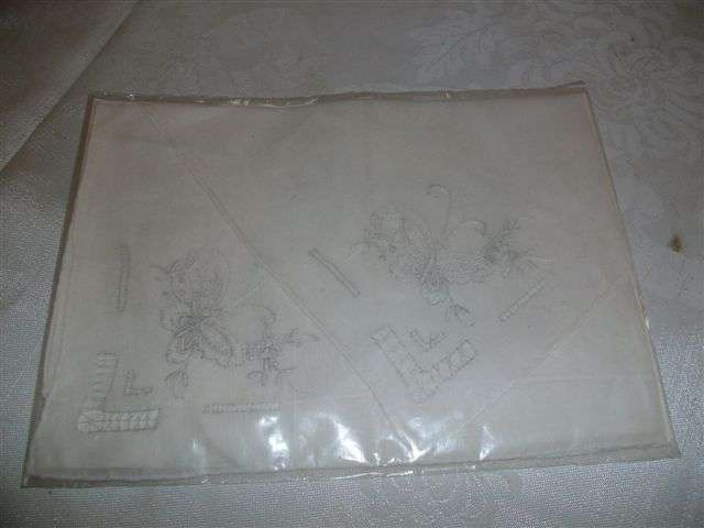 nice vintage ladies handkerchiefs