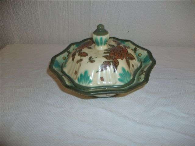 Collectable Gouda dish and cover